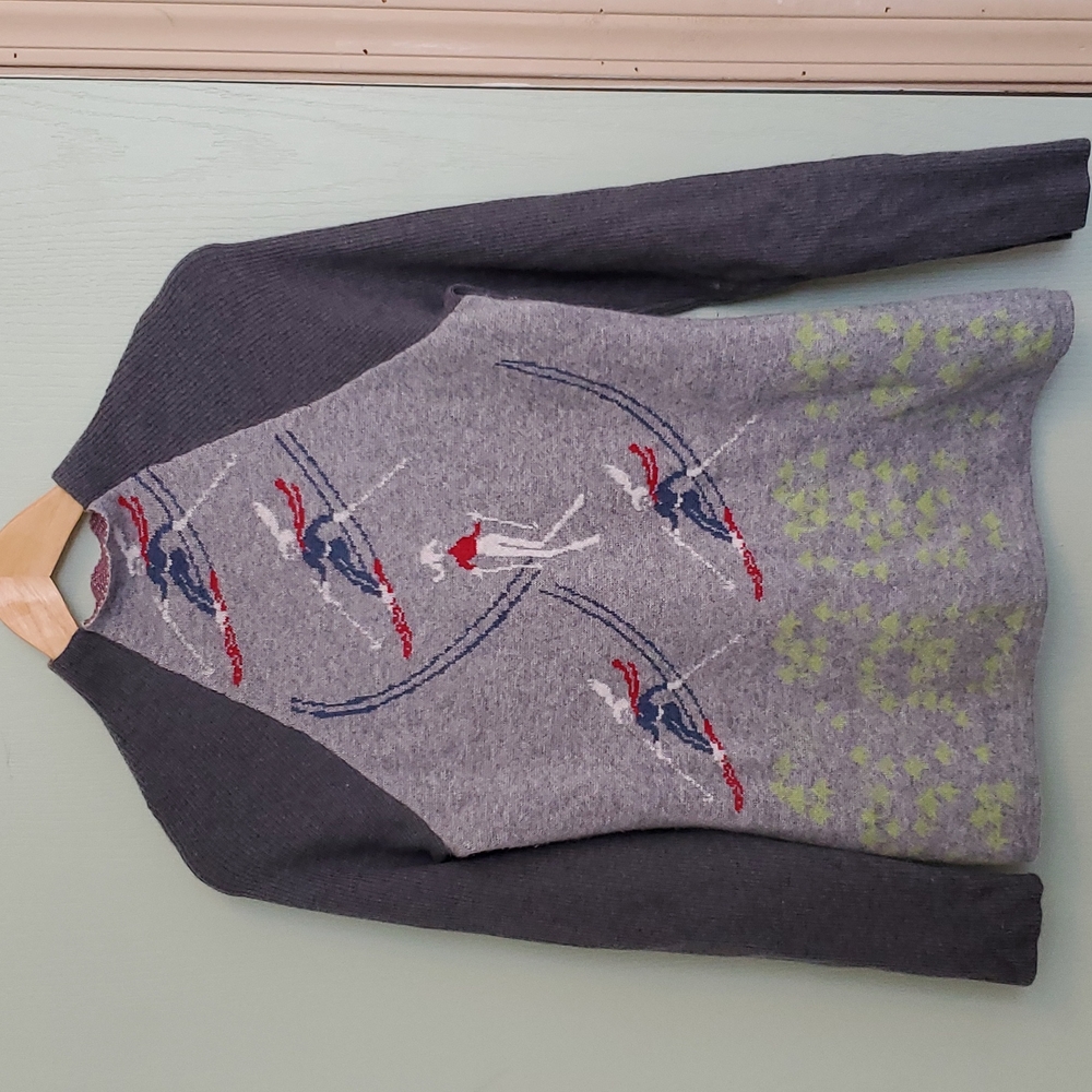 Ski sweater